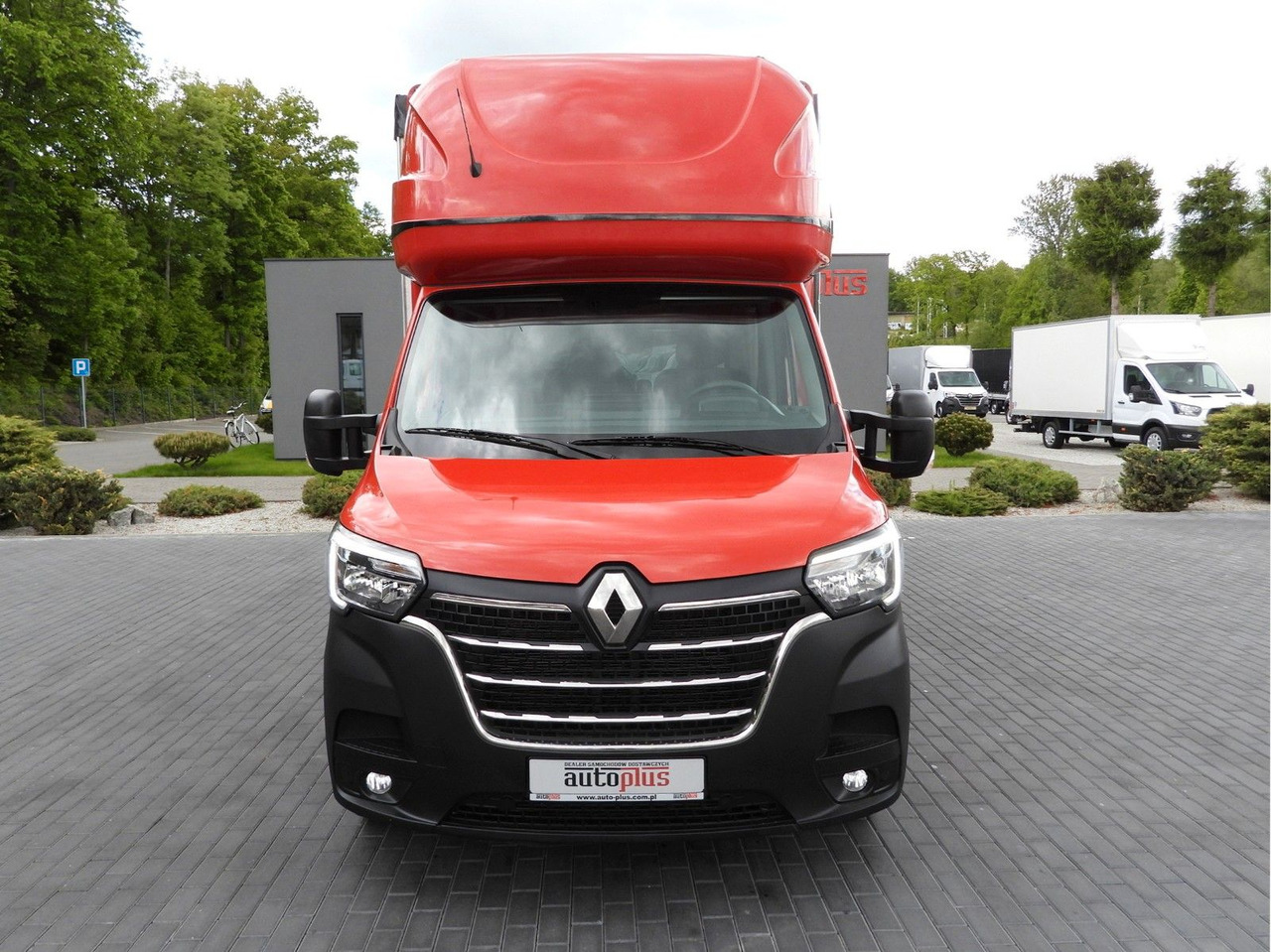 Renault MASTER PRITSCHE PLANE 10 PALETTEN WEBASTO A/C - Xe van thùng mui bạt: hình 5 Renault MASTER PRITSCHE PLANE 10 PALETTEN WEBASTO A/C - Xe van thùng mui bạt: hình 5