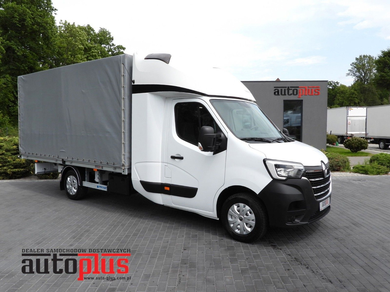 Renault MASTER PRITSCHE PLANE 8 PALETTEN WEBASTO A/C - Xe van thùng mui bạt, Xe tải van: hình 1 Renault MASTER PRITSCHE PLANE 8 PALETTEN WEBASTO A/C - Xe van thùng mui bạt, Xe tải van: hình 1