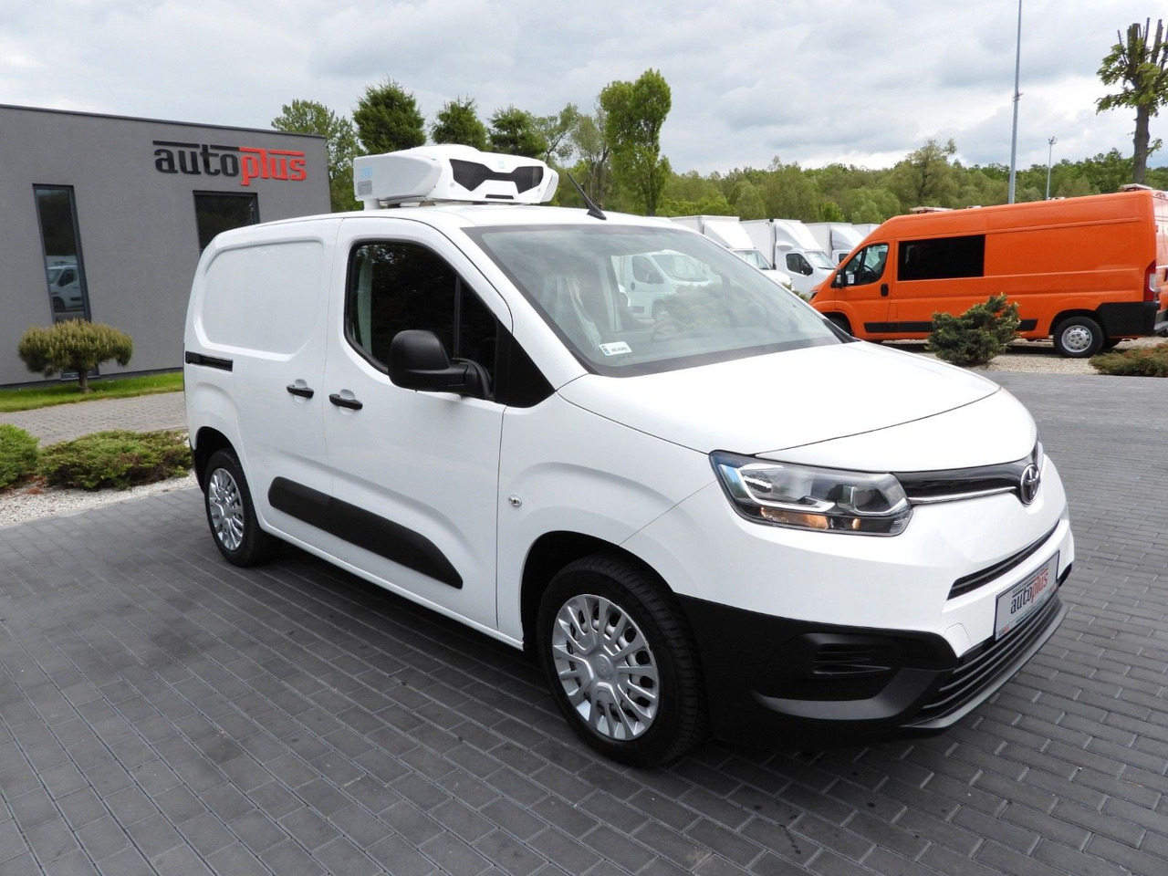 Toyota PROACE CITY KÜHLKASTENWAGEN -15*C TEMPOMAT A/C - Xe van đông lạnh: hình 4 Toyota PROACE CITY KÜHLKASTENWAGEN -15*C TEMPOMAT A/C - Xe van đông lạnh: hình 4