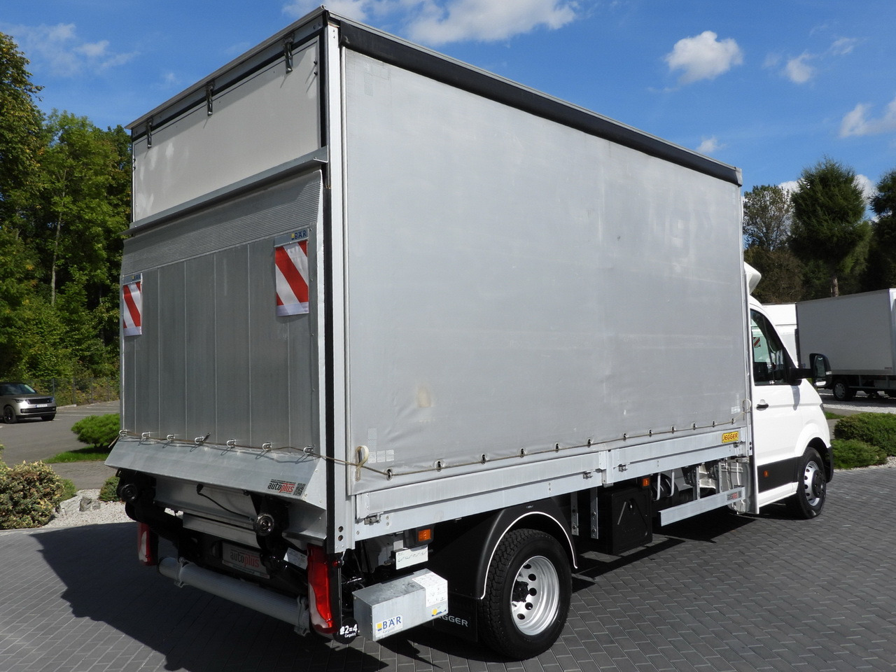 VOLKSWAGEN CRAFTER TARPAULIN LIFT 8 PALLETS CRUISE CONTROL LED LIGHTS TWIN WHEELS AIR CONDITIONING 180HP - Xe van thùng mui bạt: hình 3 VOLKSWAGEN CRAFTER TARPAULIN LIFT 8 PALLETS CRUISE CONTROL LED LIGHTS TWIN WHEELS AIR CONDITIONING 180HP - Xe van thùng mui bạt: hình 3