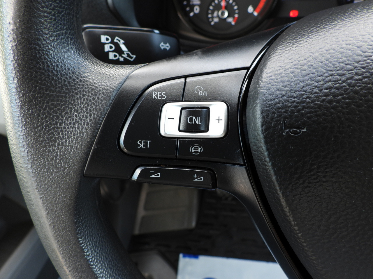 Xe van thùng mui bạt VOLKSWAGEN CRAFTER TARPAULIN LIFT 8 PALLETS WEBASTO CRUISE CONTROL LED LIGHTS AIR CONDITIONING  180HP: hình 35 Xe van thùng mui bạt VOLKSWAGEN CRAFTER TARPAULIN LIFT 8 PALLETS WEBASTO CRUISE CONTROL LED LIGHTS AIR CONDITIONING  180HP: hình 35