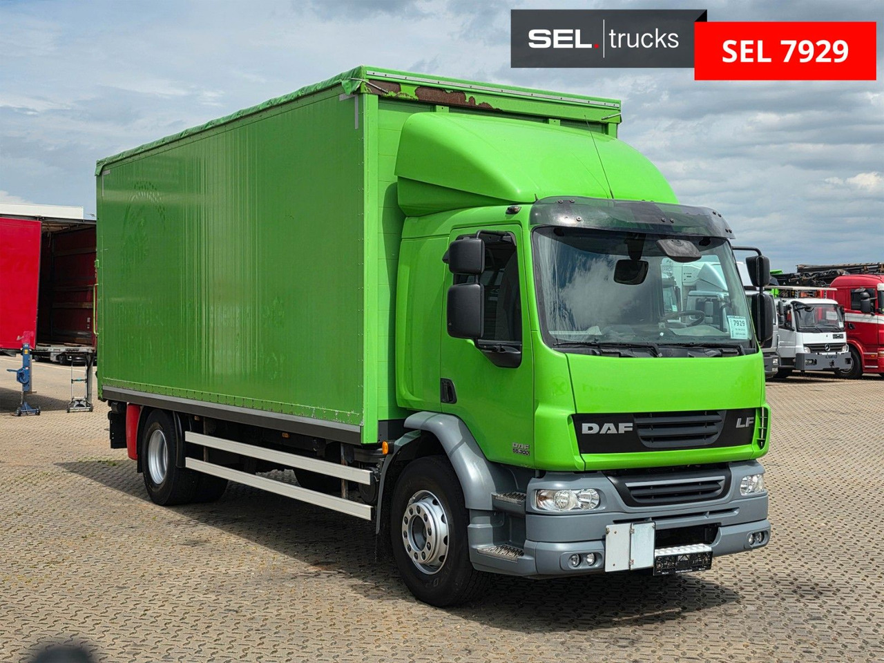 DAF FA LF 55.300 / Ladebordwand + Kofferseite - Xe tải thùng mui bạt: hình 3 DAF FA LF 55.300 / Ladebordwand + Kofferseite - Xe tải thùng mui bạt: hình 3