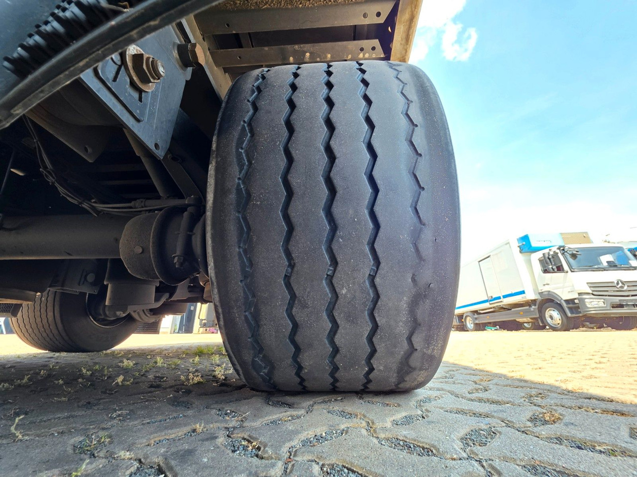 Sơ mi rơ moóc mui bạt Kögel S24 -1 / Long Trailer 14,90m / Hubdach / Mega: hình 25
