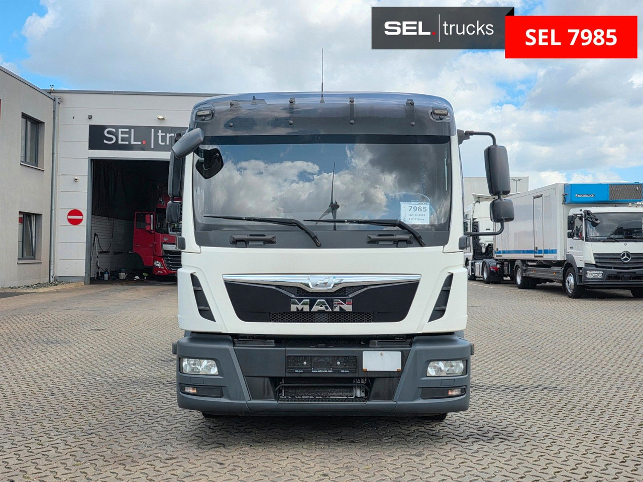 MAN TGL 8.180 4X2 BL - Xe tải kéo: hình 2 MAN TGL 8.180 4X2 BL - Xe tải kéo: hình 2