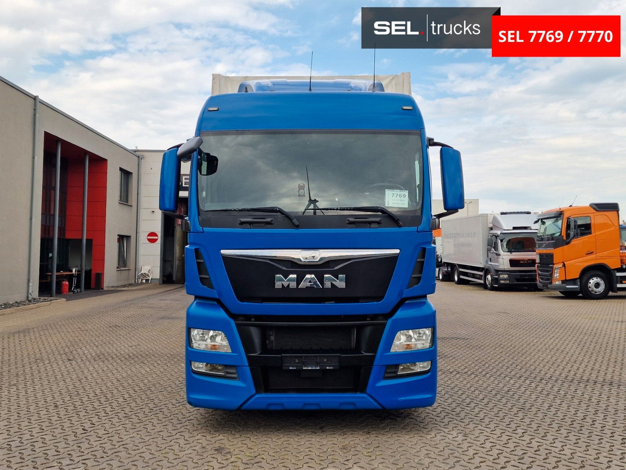 MAN TGX 18.440 4X2 LL-U/ Intarder/ Hubdach/Durchlade - Xe tải thùng mui bạt: hình 2 MAN TGX 18.440 4X2 LL-U/ Intarder/ Hubdach/Durchlade - Xe tải thùng mui bạt: hình 2