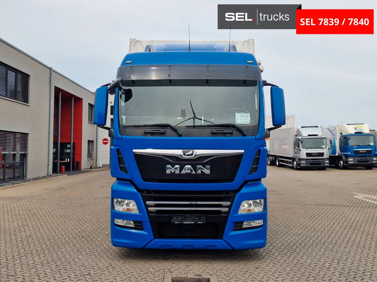 MAN TGX 18.500 4x2 LL-U /Intarder/Druchlade/Hubdach - Xe tải thùng mui bạt: hình 2 MAN TGX 18.500 4x2 LL-U /Intarder/Druchlade/Hubdach - Xe tải thùng mui bạt: hình 2