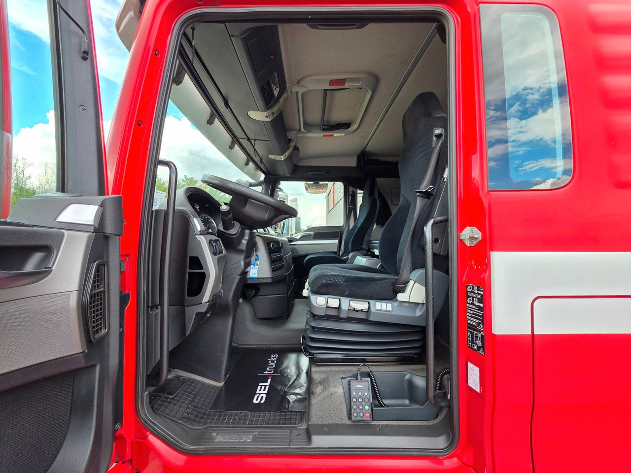 Xe tải thùng mui bạt MAN TGX 26.360 6X2-2 LL / Intarder / Ldbw /Lenkachse: hình 21