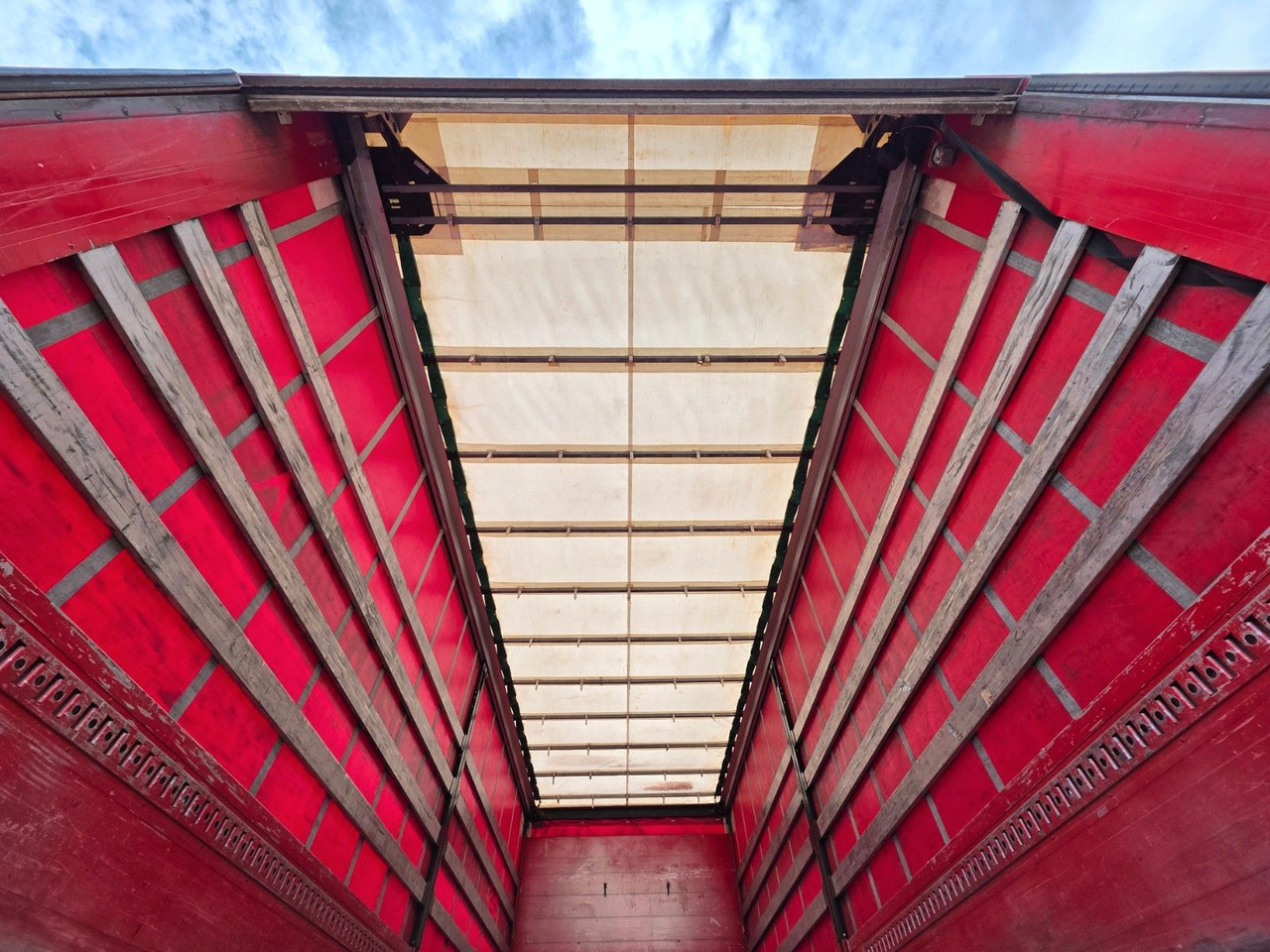 Xe tải thùng mui bạt MAN TGX 26.360 6X2-2 LL / Intarder / Ldbw /Lenkachse: hình 15