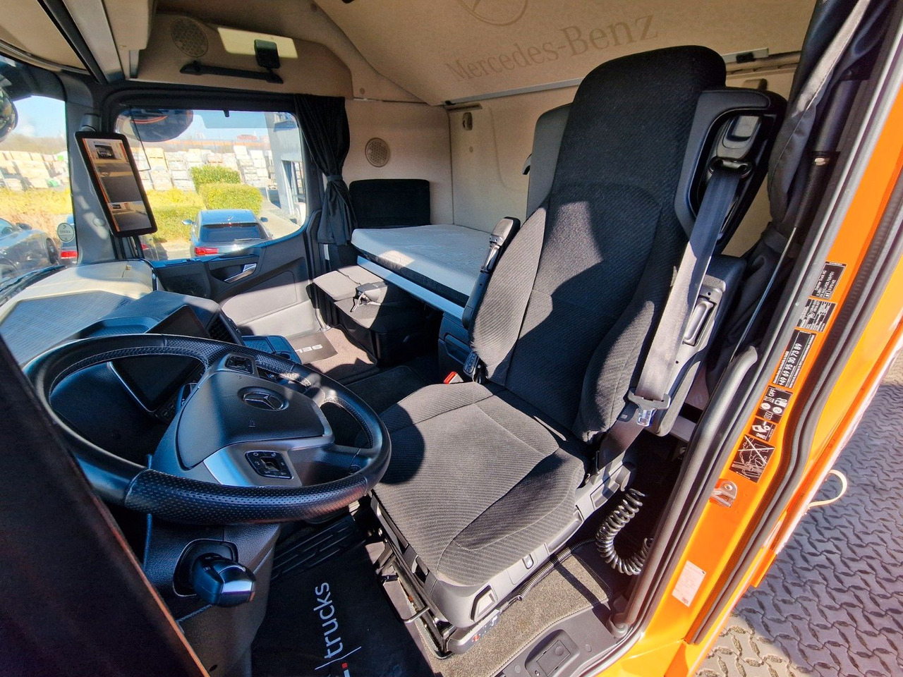 Xe tải thùng mui bạt Mercedes-Benz Actros 2548 / Retarder / Euro 6E / Aluklappen: hình 16