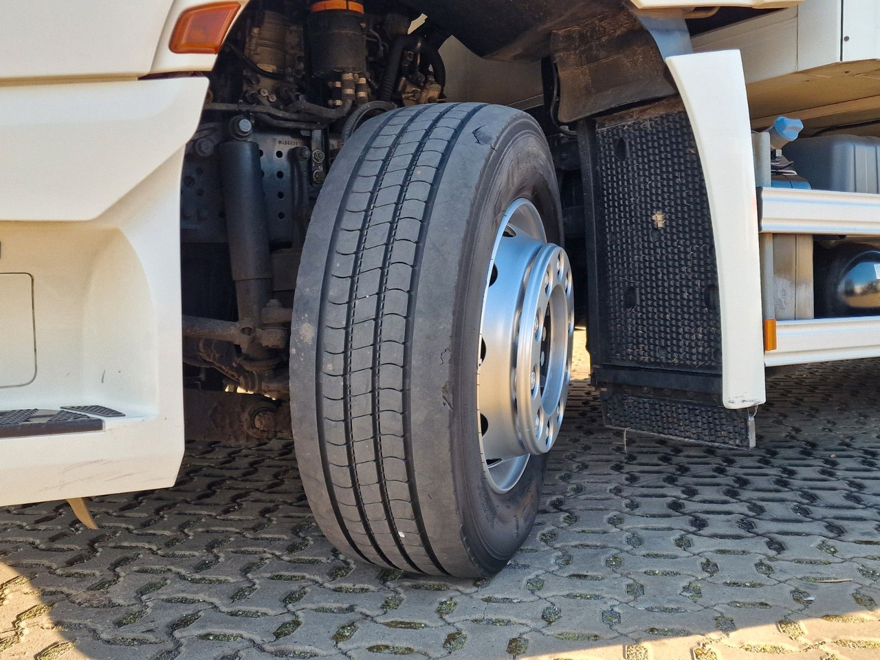 Xe tải hộp Mercedes-Benz Actros 2643 / Retarder / Ldbw / Lenkachse /: hình 25