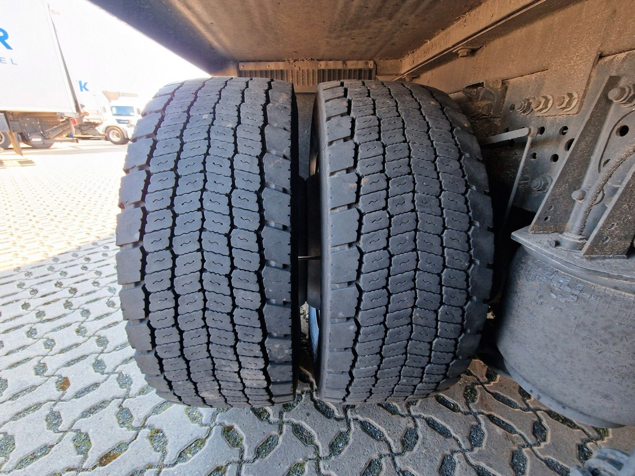 Xe tải hộp Mercedes-Benz Actros 2643 / Retarder / Ldbw / Lenkachse /: hình 27