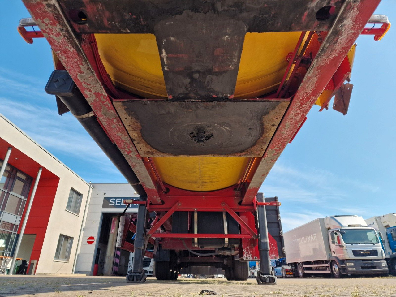 Sơ mi rơ moóc bồn silo Spitzer SK 2766 CAL GGVS / Kippsilo / 66 m3 / ADR ATDR A: hình 15 Sơ mi rơ moóc bồn silo Spitzer SK 2766 CAL GGVS / Kippsilo / 66 m3 / ADR ATDR A: hình 15