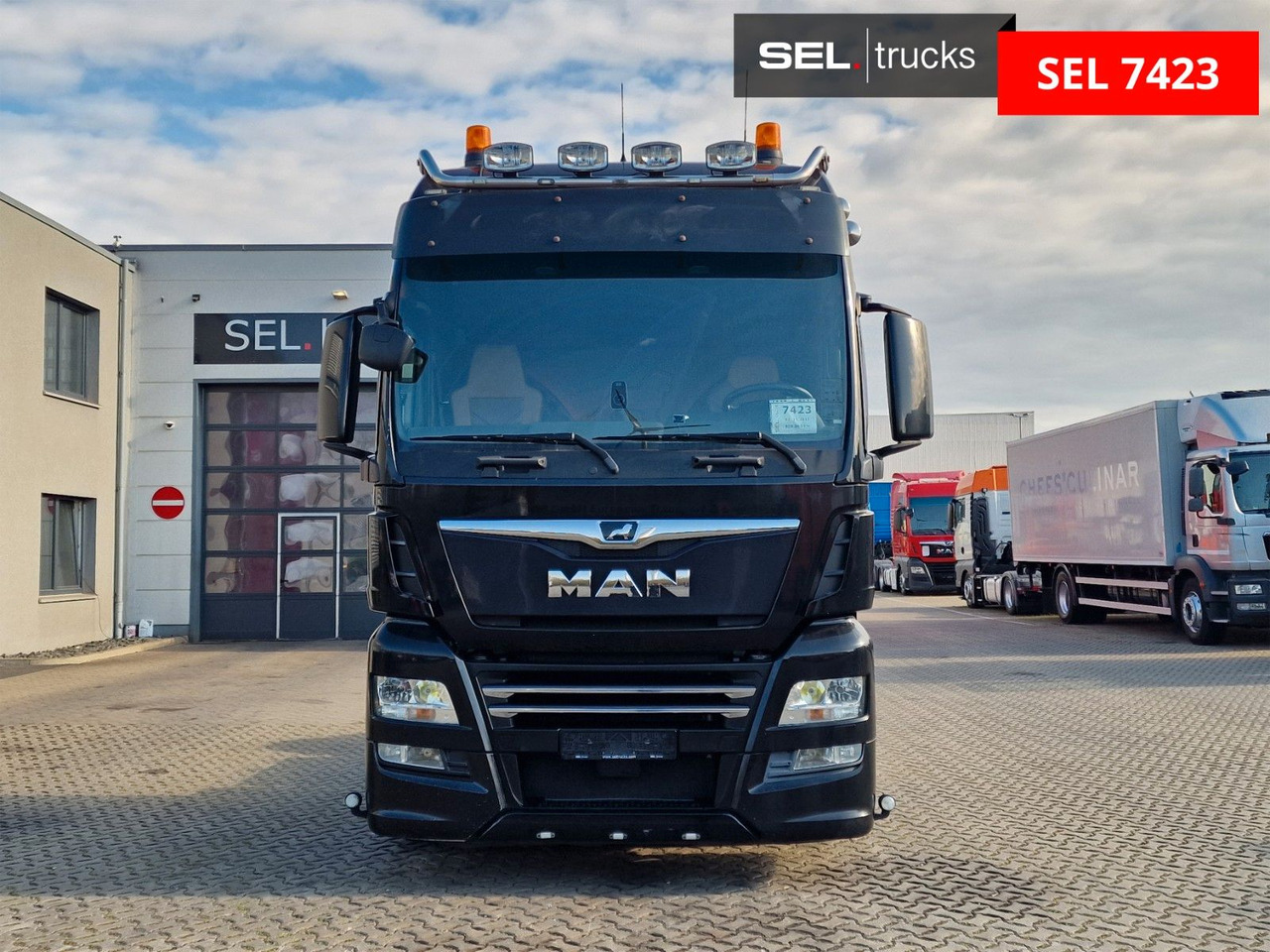 MAN TGX 18.500 4X2 LLS-U /Retarder/Xenon/Ledersitze - Xe đầu kéo: hình 3 MAN TGX 18.500 4X2 LLS-U /Retarder/Xenon/Ledersitze - Xe đầu kéo: hình 3