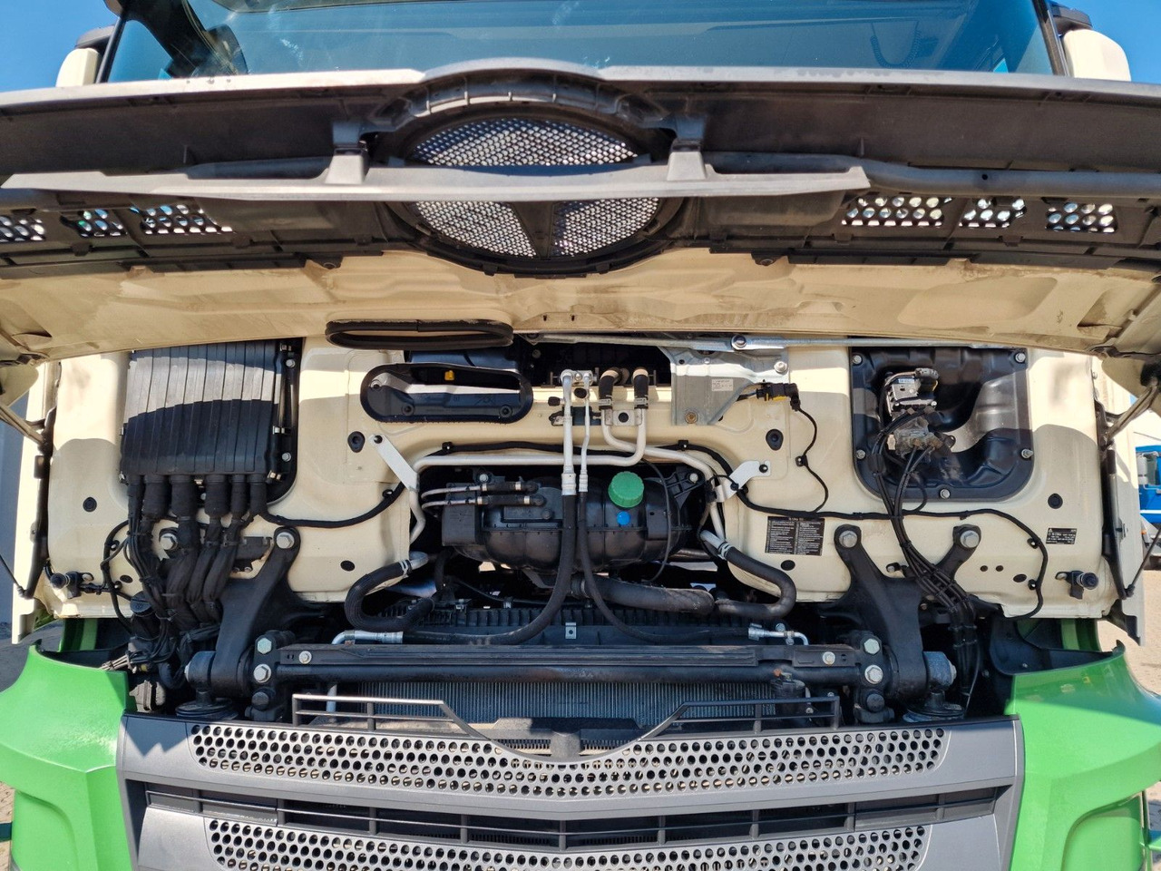 Xe đầu kéo Mercedes-Benz Actros 1846 / Retarder / Kompressor / 6D: hình 15