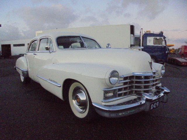 Cadillac Fleetwood sedan - Sedan: hình 3 Cadillac Fleetwood sedan - Sedan: hình 3