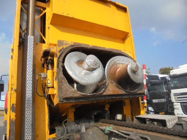 DAF 75.240 75 240 6X2 - Xe tải chở rác: hình 5 DAF 75.240 75 240 6X2 - Xe tải chở rác: hình 5