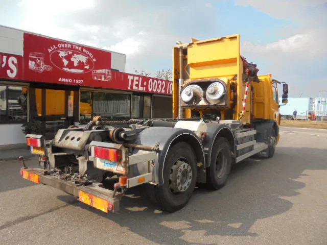 DAF 75.240 75 240 6X2 - Xe tải chở rác: hình 3 DAF 75.240 75 240 6X2 - Xe tải chở rác: hình 3