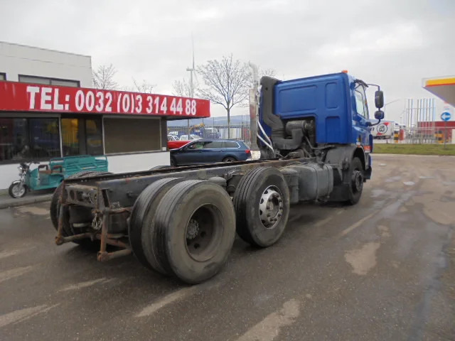 DAF CF 75.250 6X2 - Xe tải khung gầm: hình 4 DAF CF 75.250 6X2 - Xe tải khung gầm: hình 4