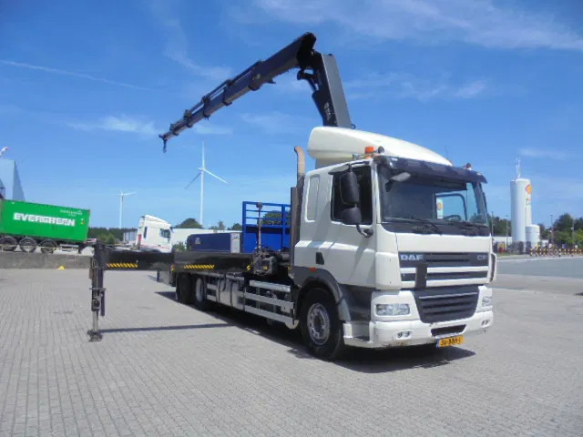 DAF CF 85 360 6X2 HIAB 477/5 NL TRUCK - Xe tải thùng lửng/ Phẳng, Xe cẩu tự hành: hình 3 DAF CF 85 360 6X2 HIAB 477/5 NL TRUCK - Xe tải thùng lửng/ Phẳng, Xe cẩu tự hành: hình 3