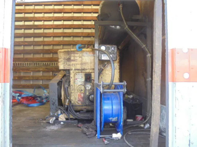 DAF LF 45 150 NL TRUCK SERVICE TRUCK SERVICE TRUCK MET COMPRESSOR - Xe tải hộp: hình 2 DAF LF 45 150 NL TRUCK SERVICE TRUCK SERVICE TRUCK MET COMPRESSOR - Xe tải hộp: hình 2