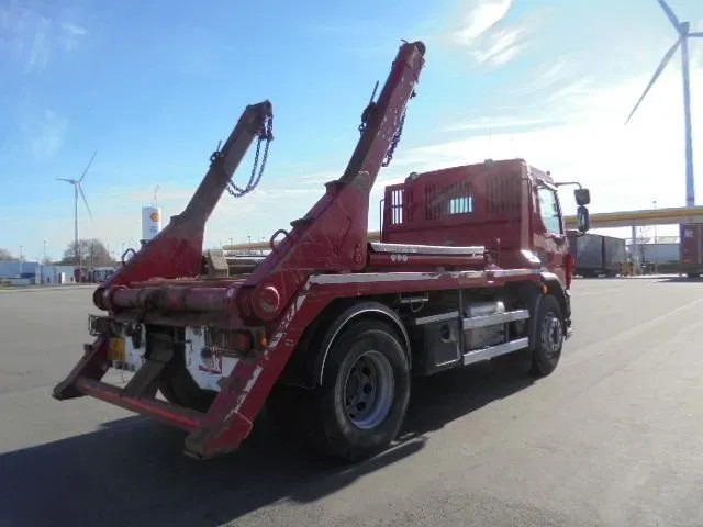 DAF LF LF 320 - Xe tải chở thùng nhỏ: hình 4 DAF LF LF 320 - Xe tải chở thùng nhỏ: hình 4