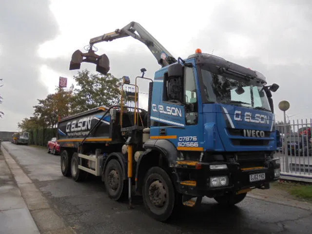 Iveco AD340T36 8X4 - Xe ben, Xe cẩu tự hành: hình 3 Iveco AD340T36 8X4 - Xe ben, Xe cẩu tự hành: hình 3