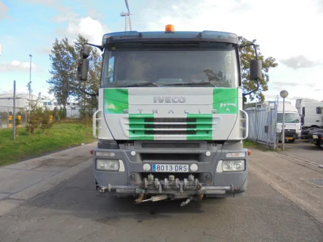 Iveco Stralis 270 - Xe bồn: hình 2 Iveco Stralis 270 - Xe bồn: hình 2