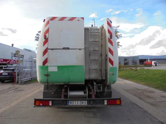 Iveco Stralis 270 - Xe bồn: hình 5 Iveco Stralis 270 - Xe bồn: hình 5