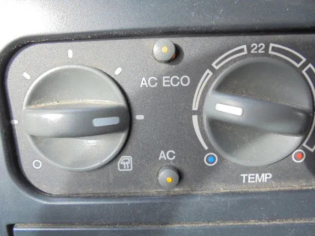 Xe cẩu tự hành MAN TGL 12.220 NL TRUCK: hình 8