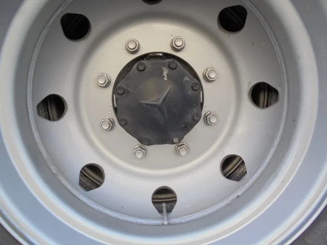 Xe tải cứu hỏa Mercedes-Benz 1124 F: hình 15