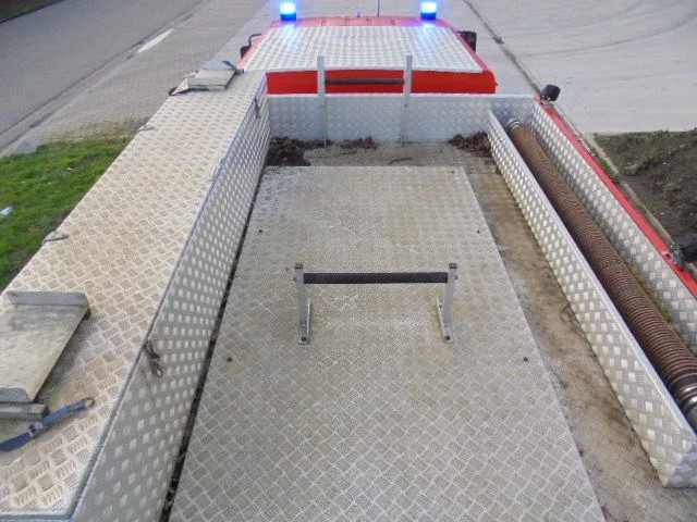 Xe tải cứu hỏa Mercedes-Benz 1124 F: hình 6