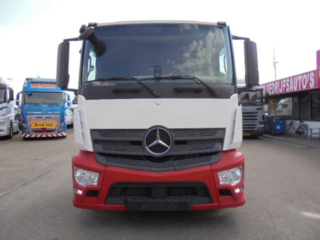 Mercedes-Benz ACTROS 2340 6X2 - Xe tải chuyên chở tự động: hình 2 Mercedes-Benz ACTROS 2340 6X2 - Xe tải chuyên chở tự động: hình 2