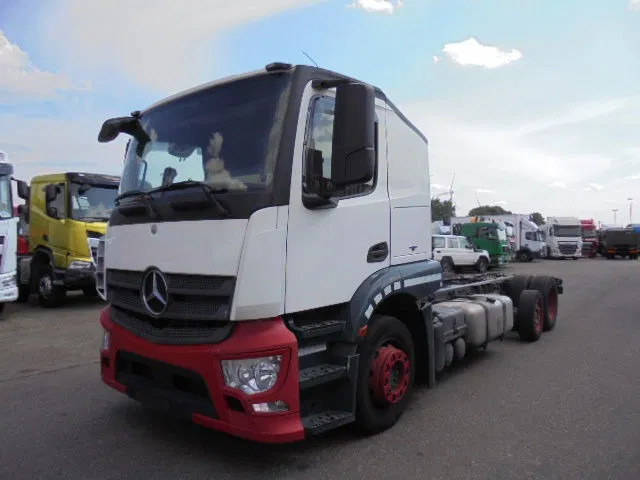 Mercedes-Benz ACTROS 2340 6X2 - Xe tải chuyên chở tự động: hình 1 Mercedes-Benz ACTROS 2340 6X2 - Xe tải chuyên chở tự động: hình 1