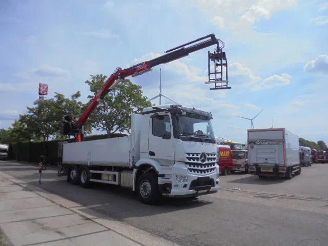 Mercedes-Benz Arocs 2545 + RETARDER 6X2 NEW /DEMO - Xe cẩu tự hành: hình 2 Mercedes-Benz Arocs 2545 + RETARDER 6X2 NEW /DEMO - Xe cẩu tự hành: hình 2