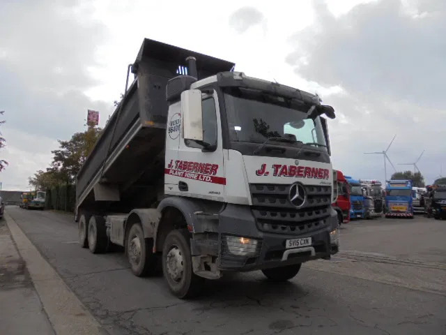 Mercedes-Benz Arocs 3240 K 8X4 - Xe ben: hình 3 Mercedes-Benz Arocs 3240 K 8X4 - Xe ben: hình 3