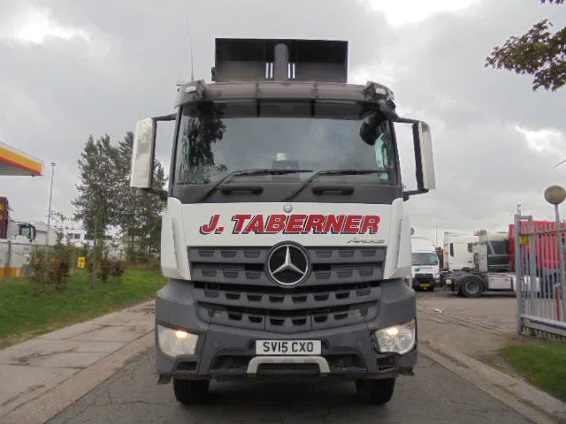 Mercedes-Benz Arocs 3243 K 8X4 - Xe ben: hình 2 Mercedes-Benz Arocs 3243 K 8X4 - Xe ben: hình 2