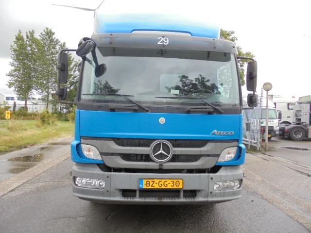 Mercedes-Benz Atego 1218 - Xe tải hộp: hình 5 Mercedes-Benz Atego 1218 - Xe tải hộp: hình 5