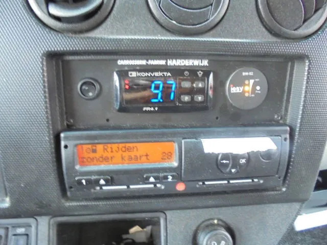 Xe tải đông lạnh Renault D 6.5 150 NL TRUCK: hình 18