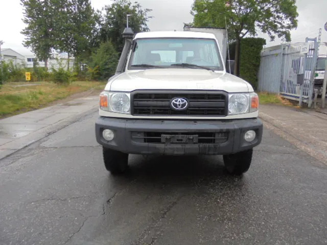 Toyota Land Cruiser HZJ78L 4X4 EXPORT OUTSIDE EU ONLY - Xe hơi: hình 2 Toyota Land Cruiser HZJ78L 4X4 EXPORT OUTSIDE EU ONLY - Xe hơi: hình 2