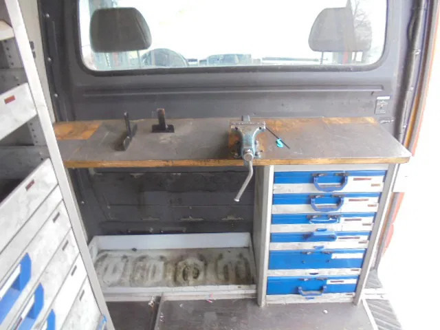 Volkswagen Crafter 35 BESTEL L2 H2 2.5 TDI 80 KW SERVICE CAR COMPLEET - Xe van chở hàng: hình 4 Volkswagen Crafter 35 BESTEL L2 H2 2.5 TDI 80 KW SERVICE CAR COMPLEET - Xe van chở hàng: hình 4