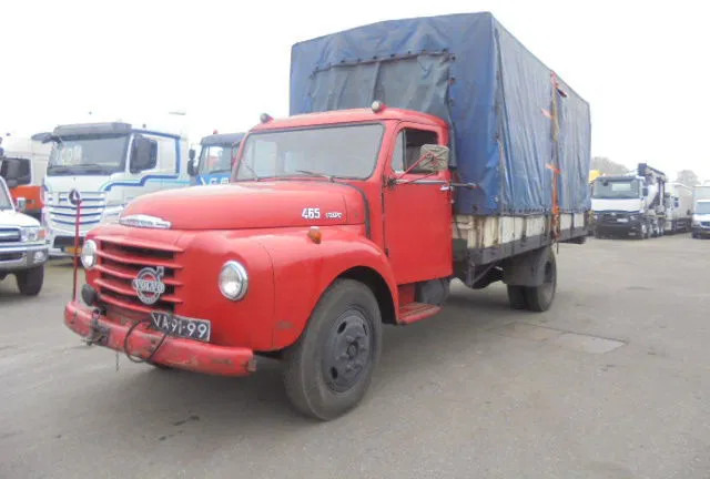 Volvo L 465 - Xe tải thùng mui bạt: hình 1 Volvo L 465 - Xe tải thùng mui bạt: hình 1