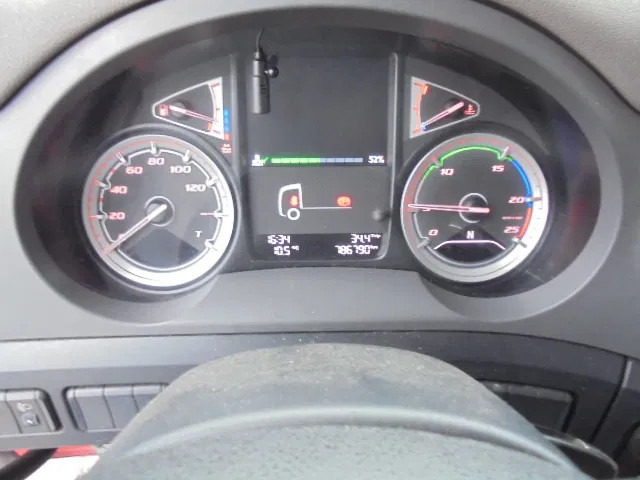 Xe đầu kéo DAF CF 410 SSC: hình 16