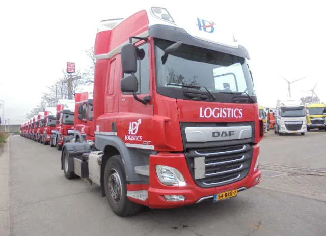 DAF CF 410 SSC - Xe đầu kéo: hình 3 DAF CF 410 SSC - Xe đầu kéo: hình 3