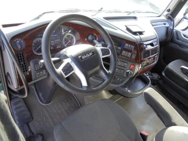 Xe đầu kéo DAF XF 106.460 SUPER SPACE CAB: hình 8