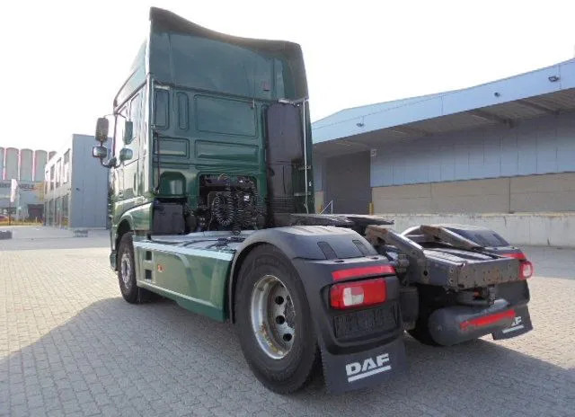 DAF XF 106.460 SUPER SPACE CAB - Xe đầu kéo: hình 5 DAF XF 106.460 SUPER SPACE CAB - Xe đầu kéo: hình 5