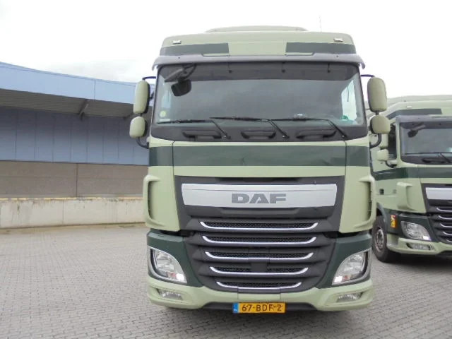 DAF XF 410 - Xe đầu kéo: hình 2 DAF XF 410 - Xe đầu kéo: hình 2