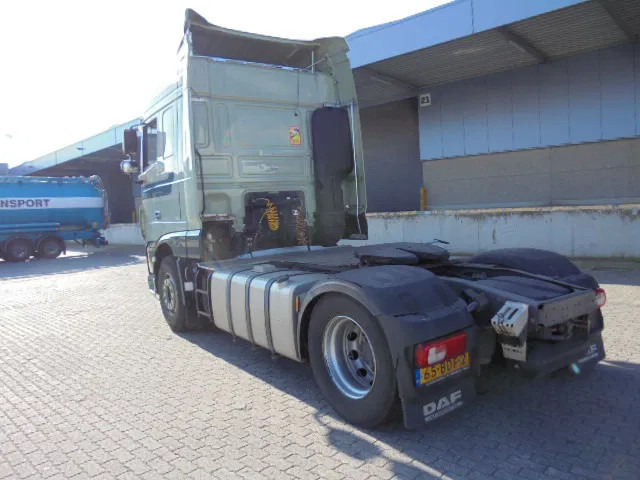 DAF XF 410 - Xe đầu kéo: hình 4 DAF XF 410 - Xe đầu kéo: hình 4