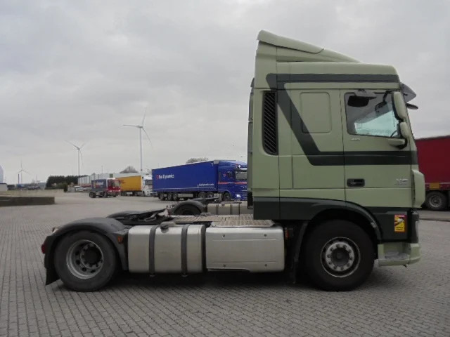 DAF XF 410 EURO 6 - Xe đầu kéo: hình 4 DAF XF 410 EURO 6 - Xe đầu kéo: hình 4