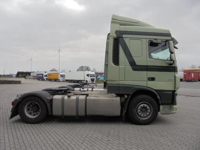 DAF XF 410 EURO6 - Xe đầu kéo: hình 4 DAF XF 410 EURO6 - Xe đầu kéo: hình 4