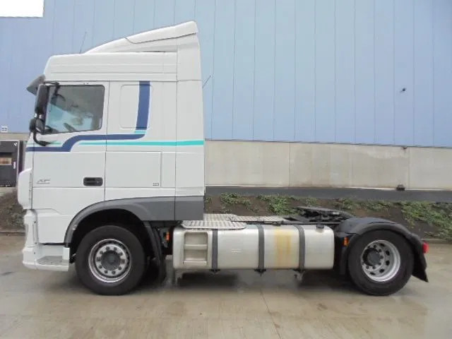 Xe đầu kéo DAF XF 440: hình 19